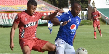 Millonarios sufrió en Tunja pero se quedó con los 3 puntos