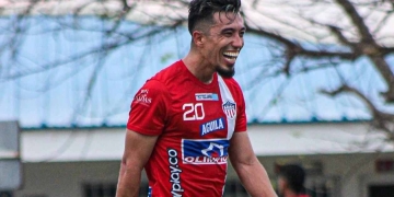 Junior: ¿Y ahora qué es lo que tiene Fernando Uribe?