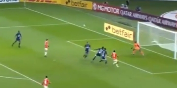 El gol que le hicieron al DIM en Brasil a los 18 minutos