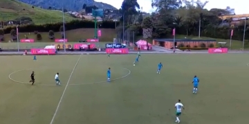 ¡A lo Yerson Candelo!: el juvenil de Atlético Nacional que marcó un gol similar