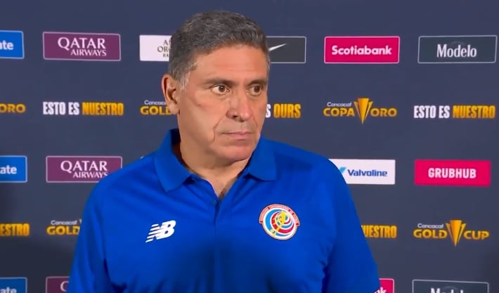 Luis Fernando Suárez: "Al DT colombiano no lo dejan creer que es bueno"