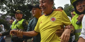 Así ovacionaron a Rodolfo Hernández en el Atanasio Girardot