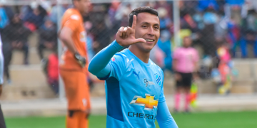 ¡Así le ha ido a Roberto Fernández desde que sonó por primera vez!