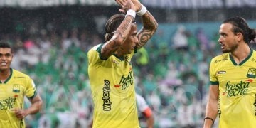 Dayro Moreno y los aplausos en el Atanasio Girardot