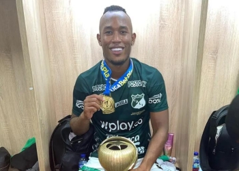 La versión que habla de equipos en el exterior para Andrés Balanta
