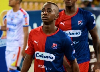 Atentos en el DIM con la posible venta de Edwin Mosquera