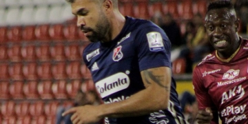 Andrés Cadavid botó un penal en los últimos minutos con el DIM