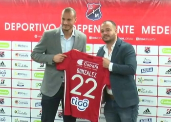Se dijo en la presentación de David González y armó debate: ¿Exigencia de ser campeón?