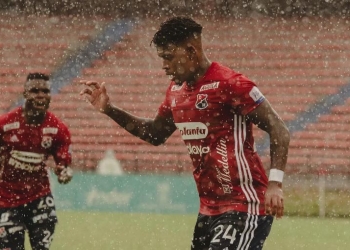 Fichajes DIM: Juan Manuel Cuesta volvería al fútbol internacional