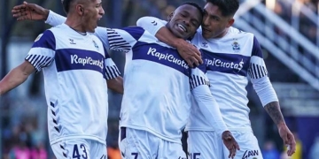 Johan Carbonero: el porqué no lo dejan festejar bailando… ¿y el último gol en Gimnasia?