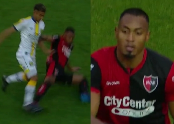 La fuerte patada de Willer Ditta en el clásico rosarino