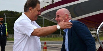 La otra razón de la visita del presidente de la FIFA en Colombia