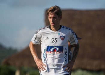 El debut de Iván Rossi en Junior deberá esperar: ¿Por qué?