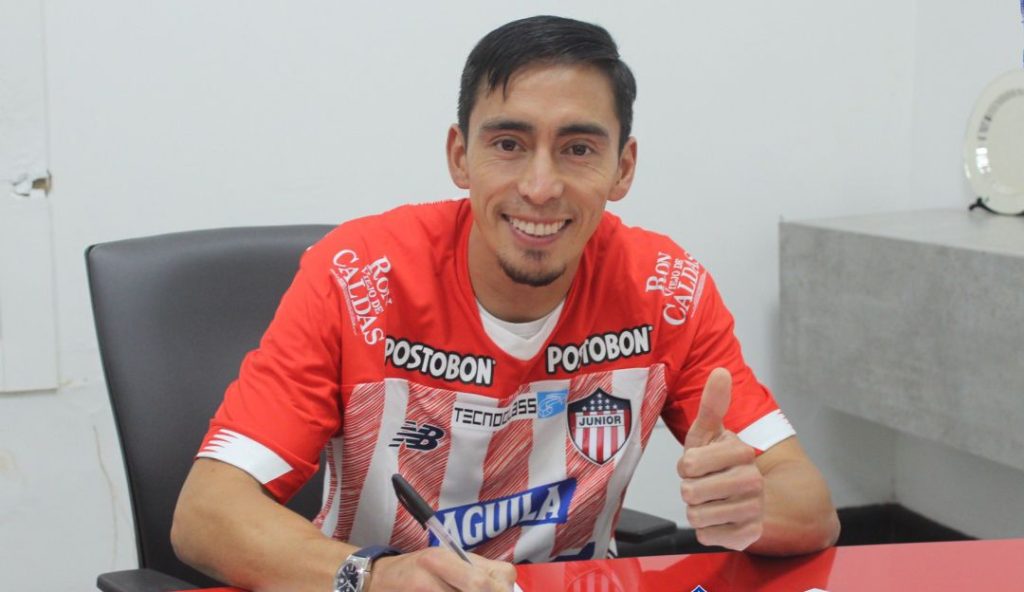 A Junior "le figuró" quedarse con Fabián Sambueza