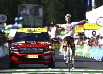 Un luxemburgués ganó la novena etapa del Tour de Francia
