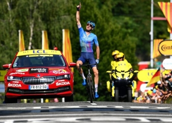 Hugo Houle conquistó la primera etapa de Pirineos en el Tour