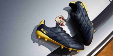 Puma lanza los guayos King Platinum Porsche Turbo