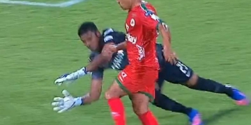 Video: la jugada de Luis Marquínez que se corrigió a través del VAR