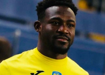 Brayan Riascos, el delantero colombiano que será rival de David Ospina en la liga árabe