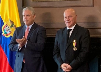El reconocimiento de la presidencia a Carlos Antonio Vélez