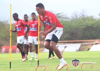 Ojo: Novedad en el tema Junior con Carlos Bacca