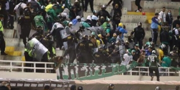 Lo otro negativo del Cali en Perú: ¡El vergonzoso capítulo de sus hinchas!