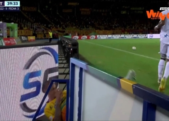 ¡Así terminó el jugador del Pereira! Hubo llamado del VAR y polémica decisión