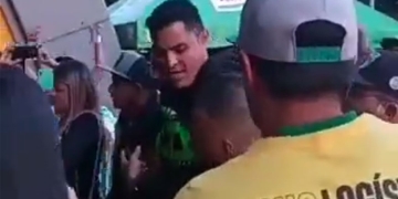 Video: la llegada de Gio al Atanasio y “Giovanni muchas gracias”