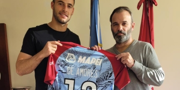 La nueva camiseta de Guillermo de Amores… ¿y por qué todavía no puede jugar?