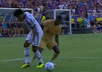 Cuadrado ante el Barcelona: asistencia y pesadilla con Dembélé