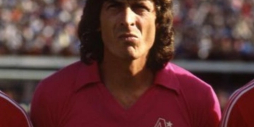 El homenaje a Julio Falcioni en las nuevas camisetas de América