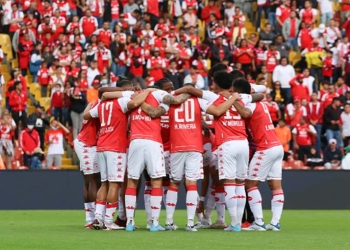 Preocupación: La primera baja de Santa Fe para enfrentar a Patriotas