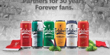 Carlsberg y Liverpool celebran 30 años de asociación con latas especiales