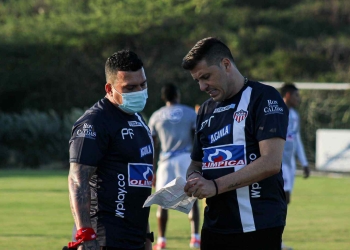 La renuncia por "temas personales" que confirmó Junior