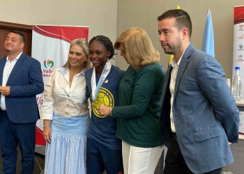 El reconocimiento que recibió la Selección Colombia Femenina en Cali
