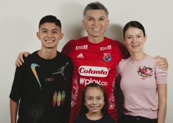 daniel torres y familia