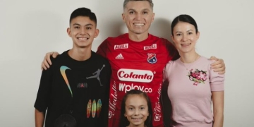 daniel torres y familia