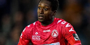 Marlos Moreno: no jugó nada en Francia y ya se fue para Turquía