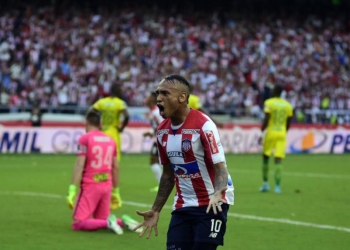 Jarlan Barrera: ¿Le fue mejor en Junior o en Nacional?