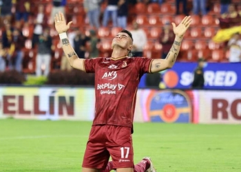 ¡Y allá fue a dar Michael Rangel! Firma con un campeón