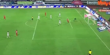 Daniel Hernández y el fallo del año en América: lo que se comió