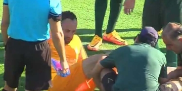 Primeros minutos para David Ospina en Al Nassr: ¡Qué golpe!