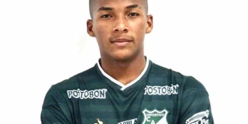 ¿Quién es Adrián Palacios, el venezolano titular ante Alianza?