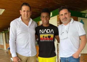 Enigmática foto de Darwin Andrade en la sede
