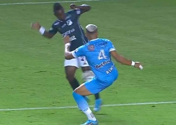 ¿Qué pasó acá? La jugada que reclamó Deportivo Cali