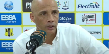 Máyer y una alarma: “Preocupados por la salud de Teo”