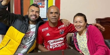 Así va su recuperación y festejo con su papá, otro hincha del DIM