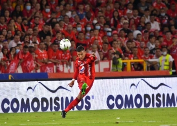 «El que no se emocione con esta hinchada, no le gusta el fútbol»