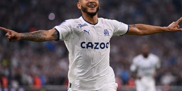 ¡Sorpresa! Luis Javier Suárez fue presentado en su nuevo club