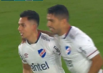 ¡Partidazo de Álex Castro en el regreso al gol de Luis Suárez con Nacional!